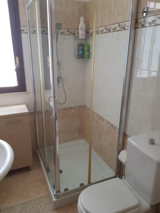 Villa Half House Floridia Exterior foto